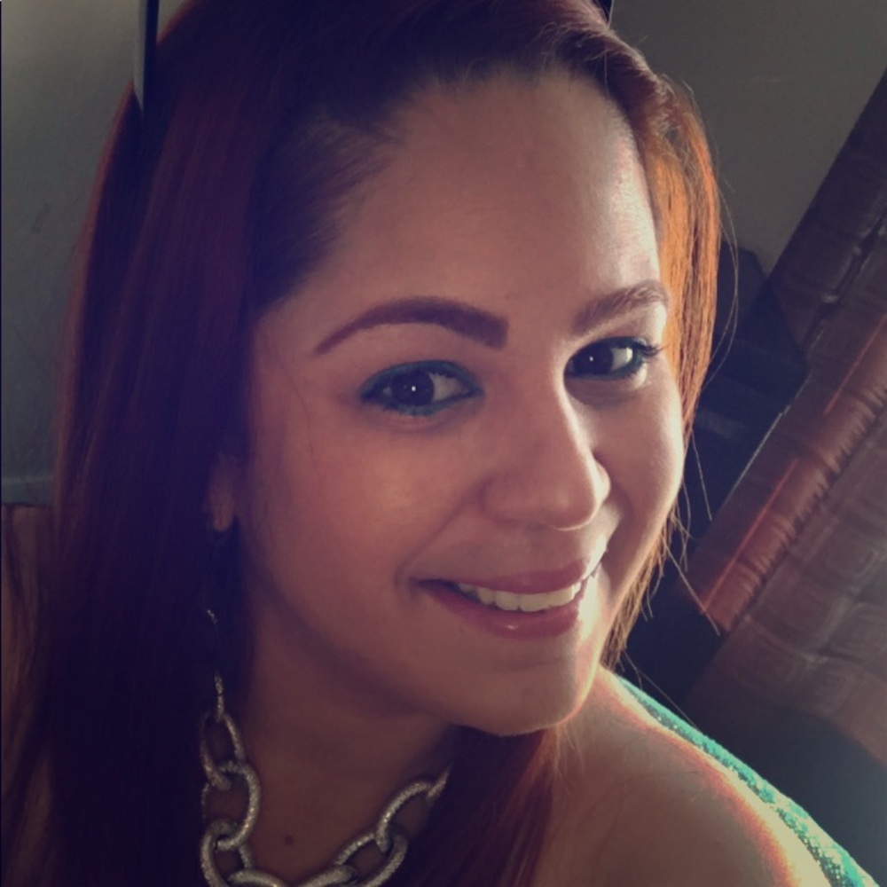 Meet your Posher, Ismarie